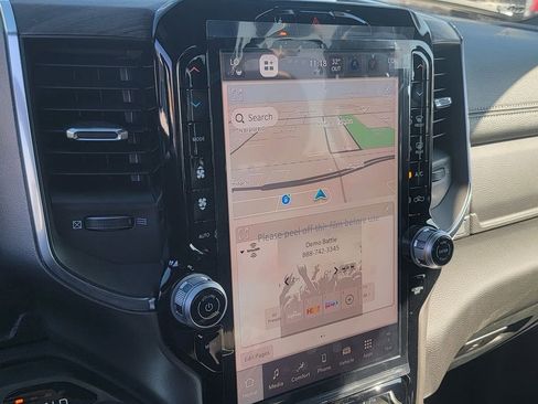 New 2026 RAM 1500 Laramie AWD/4WD image 15