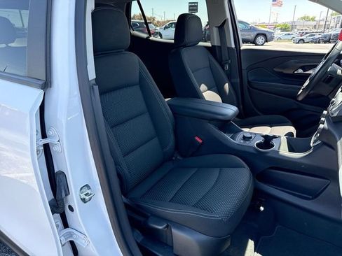 Used 2023 GMC Terrain SLE w/ Driver Convenience Package FWD image 25
