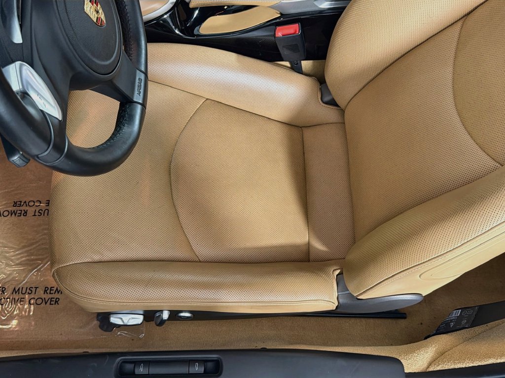 Used 2012 Porsche 911 Turbo AWD/4WD image 19