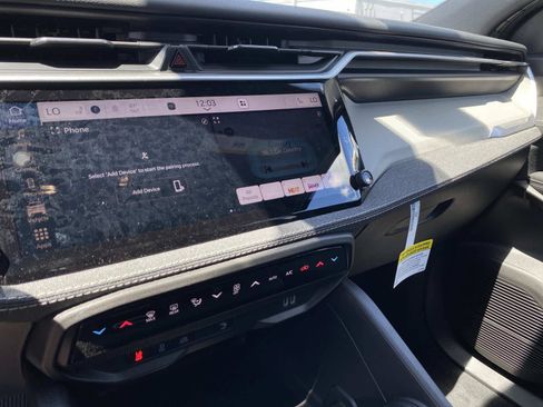 New 2026 Jeep Cherokee Laredo AWD/4WD image 15