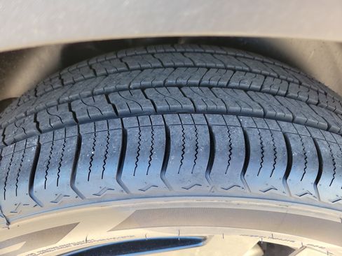 Used 2024 Kia Telluride EX X-Line image 31