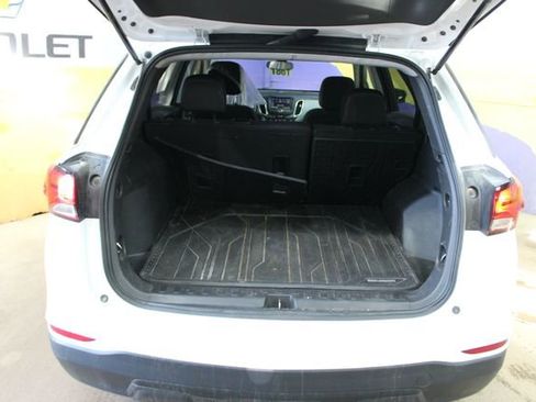 Used 2024 Chevrolet Equinox LS w/ LS Convenience Package AWD/4WD image 13