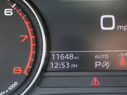 Used 2023 Audi A4 2.0T Premium w/ Convenience Package AWD/4WD image 23