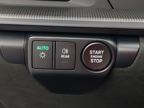 Certified 2025 Porsche 911 Carrera 4 GTS AWD/4WD image 27
