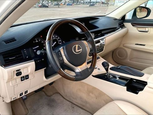 Used 2013 Lexus ES 350 image 2