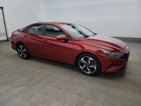 Used 2023 Hyundai Elantra SEL w/ Convenience Package image 11