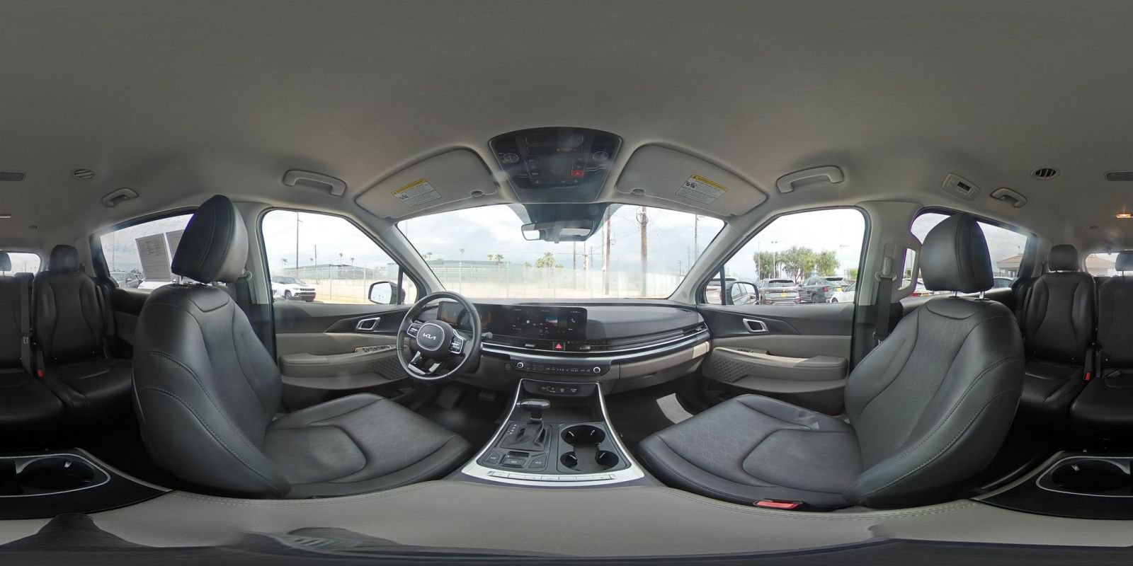 Used 2026 Kia Carnival FWD image 43