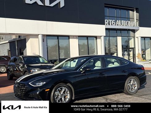 Used 2023 Hyundai Sonata SEL image 1