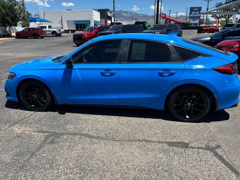 Used 2023 Honda Civic Sport image 6