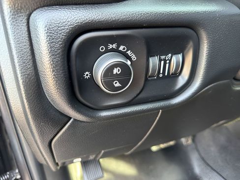 Used 2019 RAM 2500 Laramie image 28