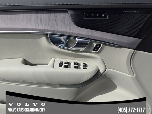 New 2026 Volvo XC90 B6 Ultra w/ Protection Package AWD/4WD image 22