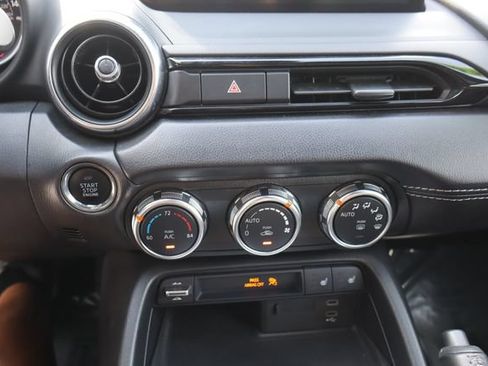 Used 2025 MAZDA MX-5 Miata RF Grand Touring RWD image 28