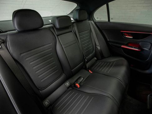 Used 2023 Mercedes-Benz C 300 Sedan image 26