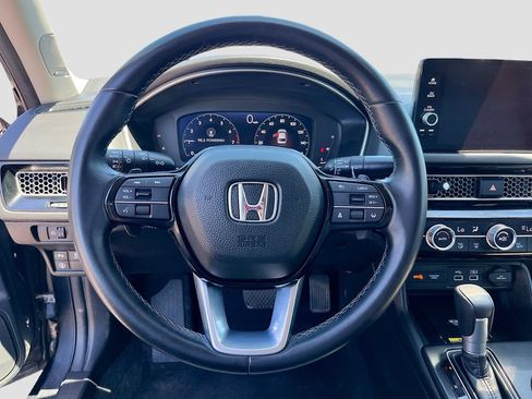 Used 2024 Honda Civic Touring image 18