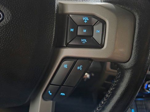 Used 2022 Ford F250 Lariat w/ Lariat Ultimate Package AWD/4WD image 48