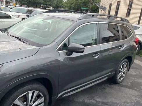 Used 2022 Subaru Ascent Limited AWD/4WD image 2