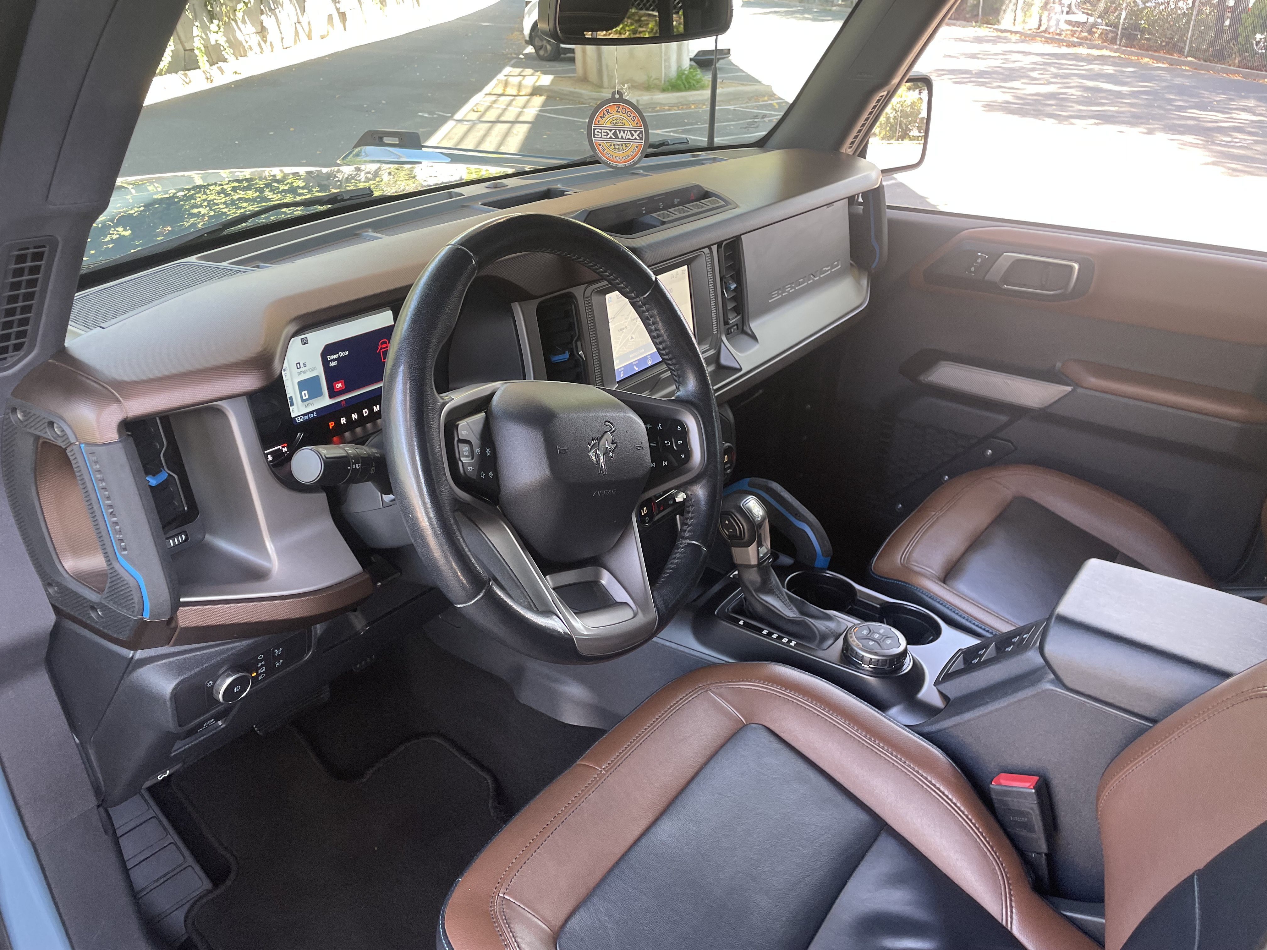 Used 2021 Ford Bronco Outer Banks AWD/4WD image 18