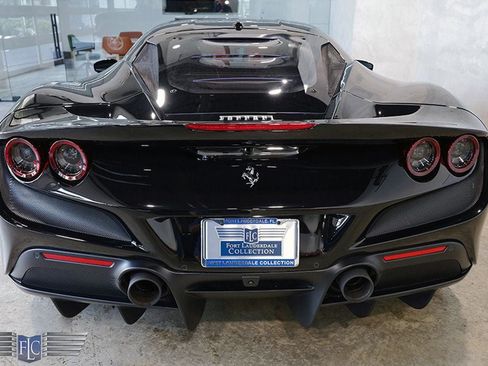 Used 2020 Ferrari F8 Tributo RWD image 8