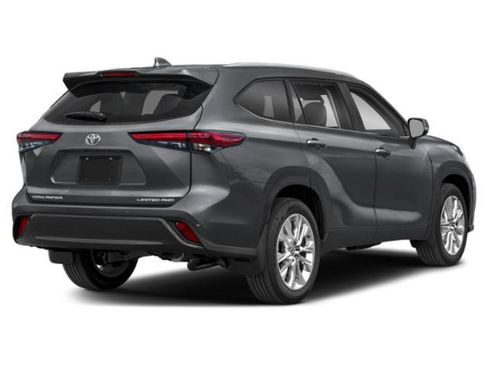 Used 2023 Toyota Highlander XSE AWD/4WD image 2