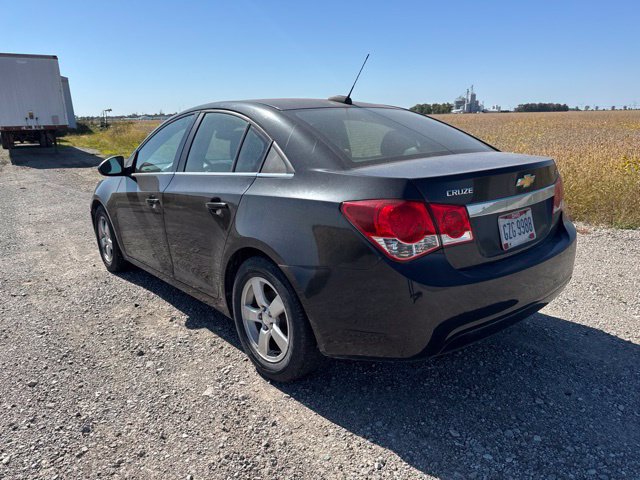Used 2015 Chevrolet Cruze LT FWD image 3