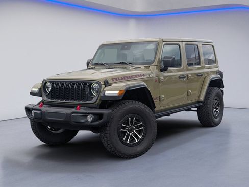 Used 2025 Jeep Wrangler Unlimited Rubicon AWD/4WD image 2