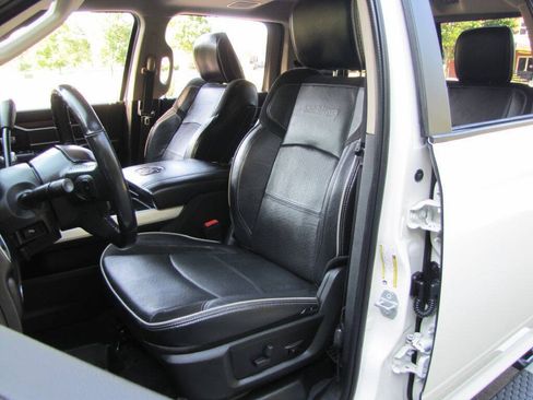 Used 2022 RAM 2500 Laramie AWD/4WD image 14