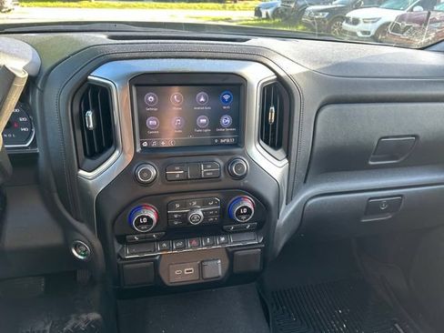 Used 2021 Chevrolet Silverado 1500 LT RWD image 11