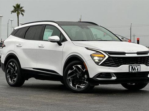 Used 2025 Kia Sportage SX image 2