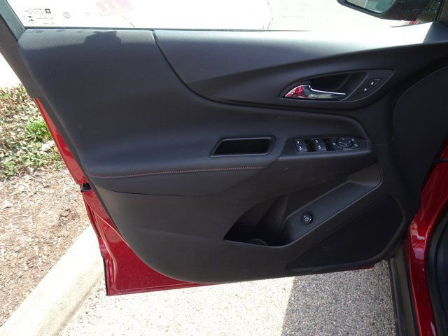 Used 2022 Chevrolet Equinox RS FWD image 14