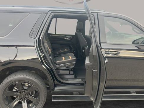 Used 2023 GMC Yukon AT4 w/ AT4 Premium Plus Package image 44