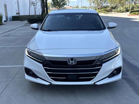 Used 2021 Honda Accord EX image 8