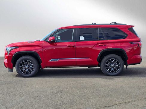 New 2026 Toyota Sequoia Platinum image 7