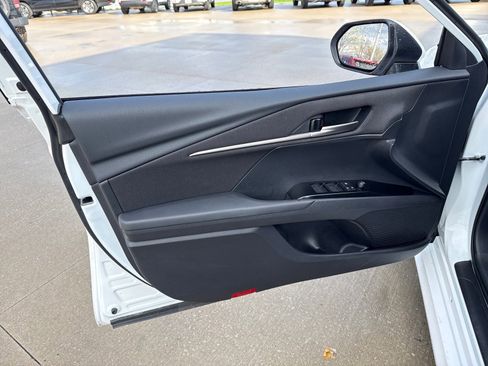 Used 2026 Toyota Camry LE image 12