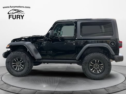 Used 2026 Jeep Wrangler Sport AWD/4WD image 6