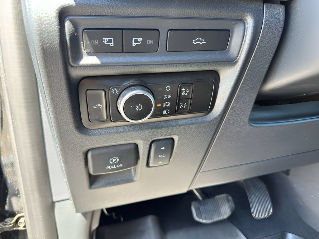 Used 2023 Ford F150 Platinum w/ Equipment Group 701A High AWD/4WD image 19