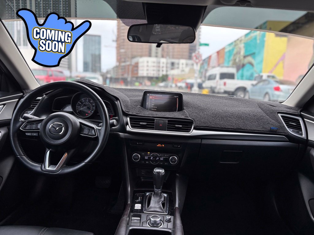 Used 2017 MAZDA MAZDA3 Touring FWD image 12