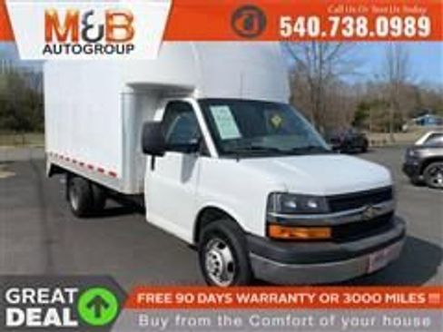 Used 2016 Chevrolet Express 3500 image 1