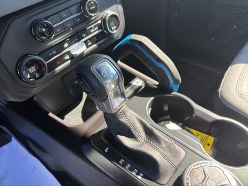 Used 2024 Ford Bronco Black Diamond w/ Sasquatch Package image 10