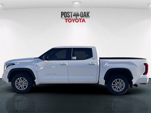 New 2025 Toyota Tundra SR5 image 8
