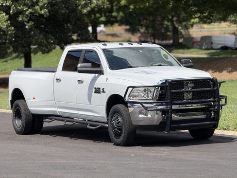 Used 2010 Dodge Ram 3500 Truck SLT w/ Luxury Group image 3