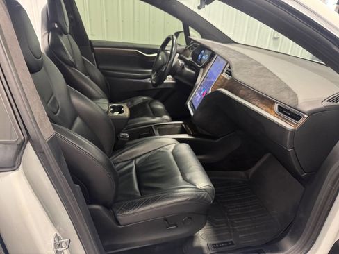 Used 2017 Tesla Model X P100D image 30