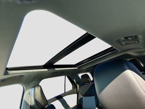 Certified 2022 Ford Explorer XLT w/ Equipment Group 202A image 24