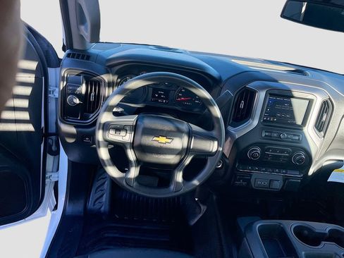 Used 2025 Chevrolet Silverado 2500 W/T w/ WT/CX Safety Package RWD image 21