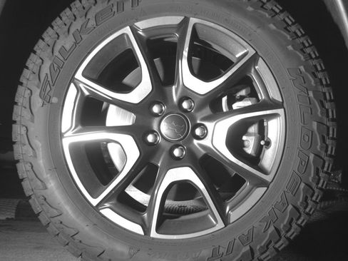Used 2025 Jeep Compass Trailhawk AWD/4WD image 13