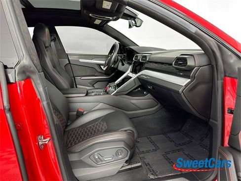 Used 2020 Lamborghini Urus Base image 10