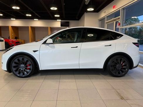 Used 2022 Tesla Model Y Performance AWD/4WD image 7