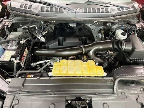 Used 2019 Ford F150 XLT w/ Equipment Group 302A Luxury AWD/4WD image 29