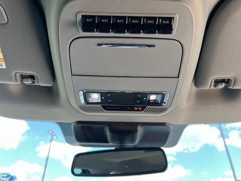 New 2026 Ford F350 Lariat w/ Chrome Package AWD/4WD image 25
