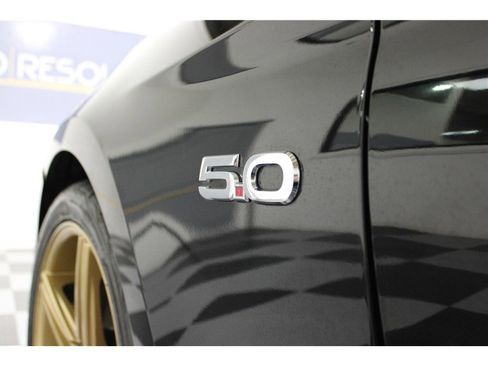 Used 2015 Ford Mustang GT image 10