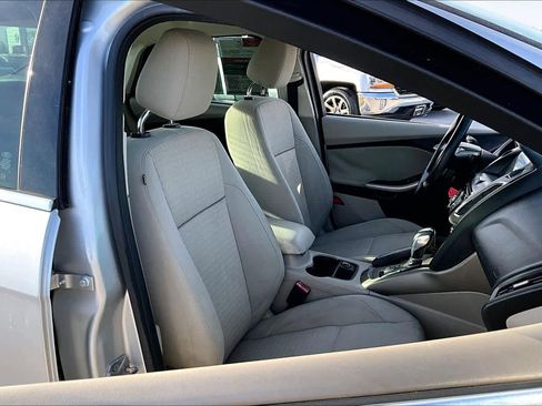 Used 2012 Ford Focus SEL image 8